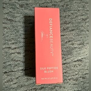 Defiance Beauty Silk Peptide Blush